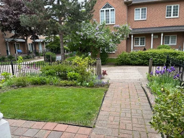 23, St. Moritz, Unionville, Markham