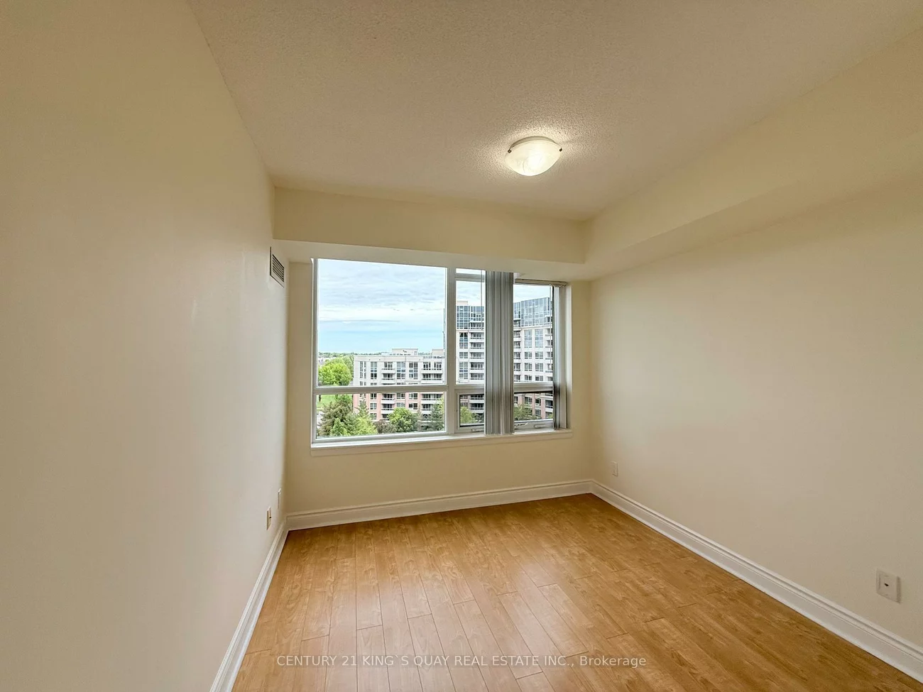 23, Cox, Unionville, Markham