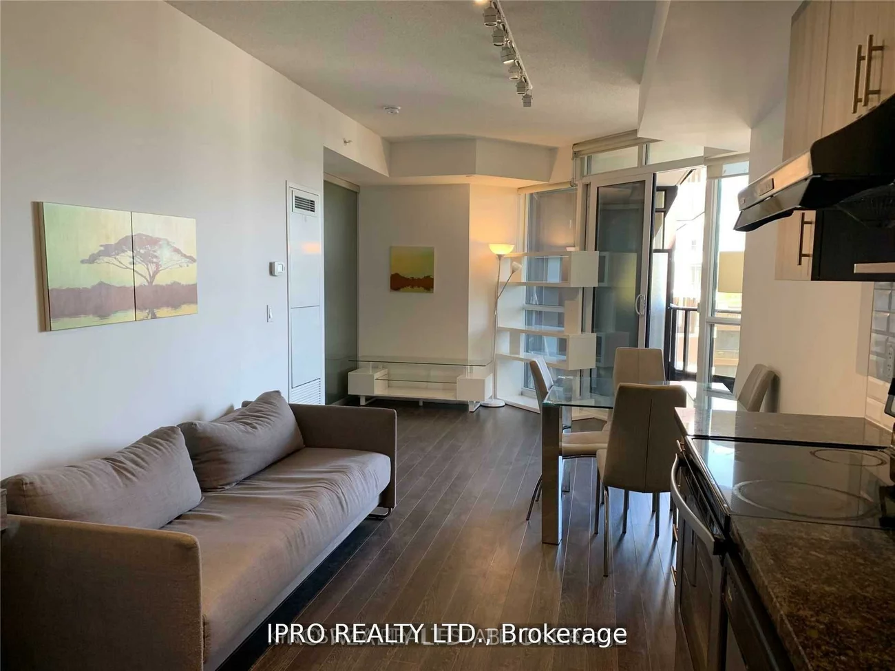 99, South Town Centre, Unionville, Markham