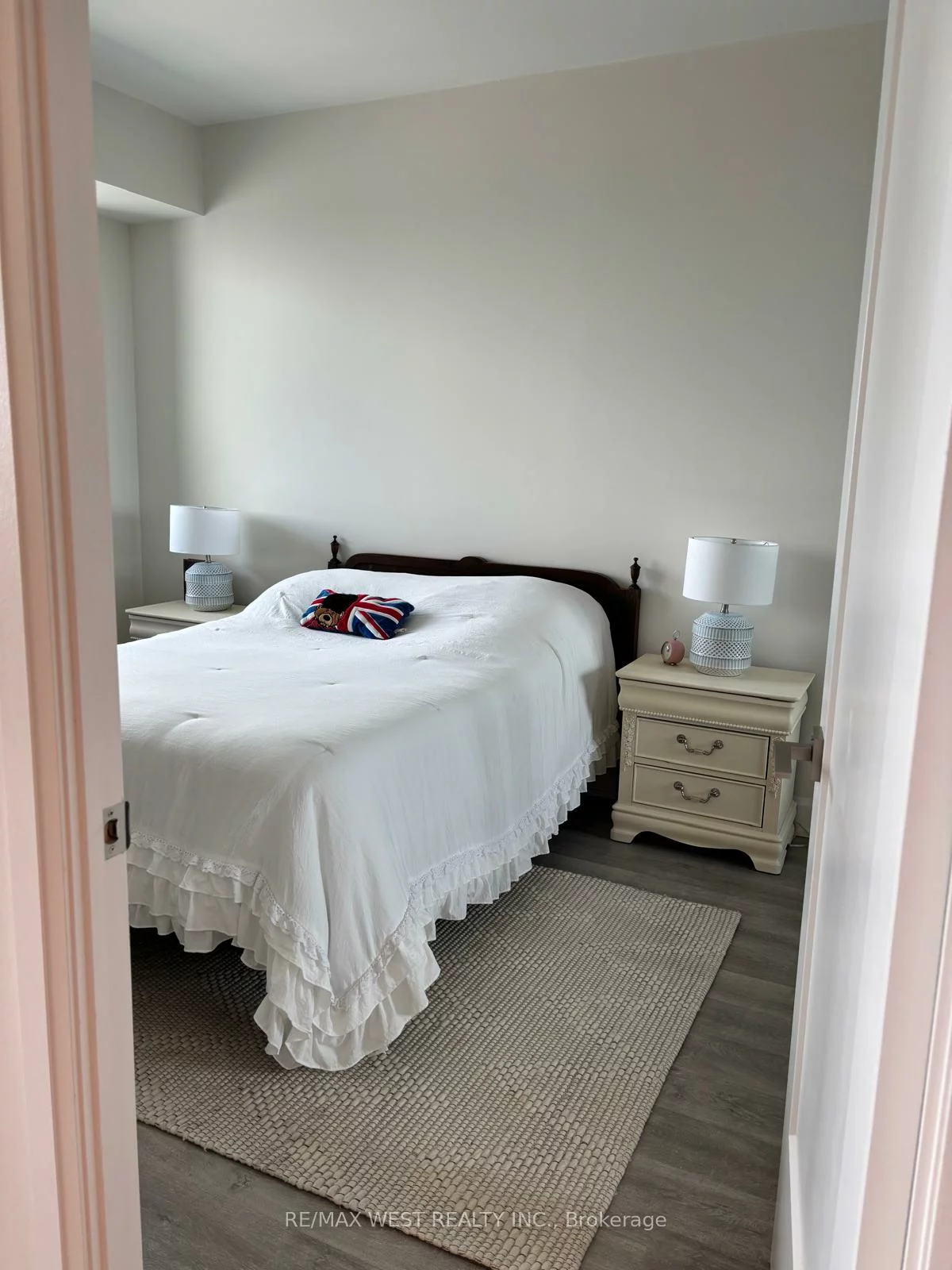 38, Gandhi, Commerce Valley, Markham