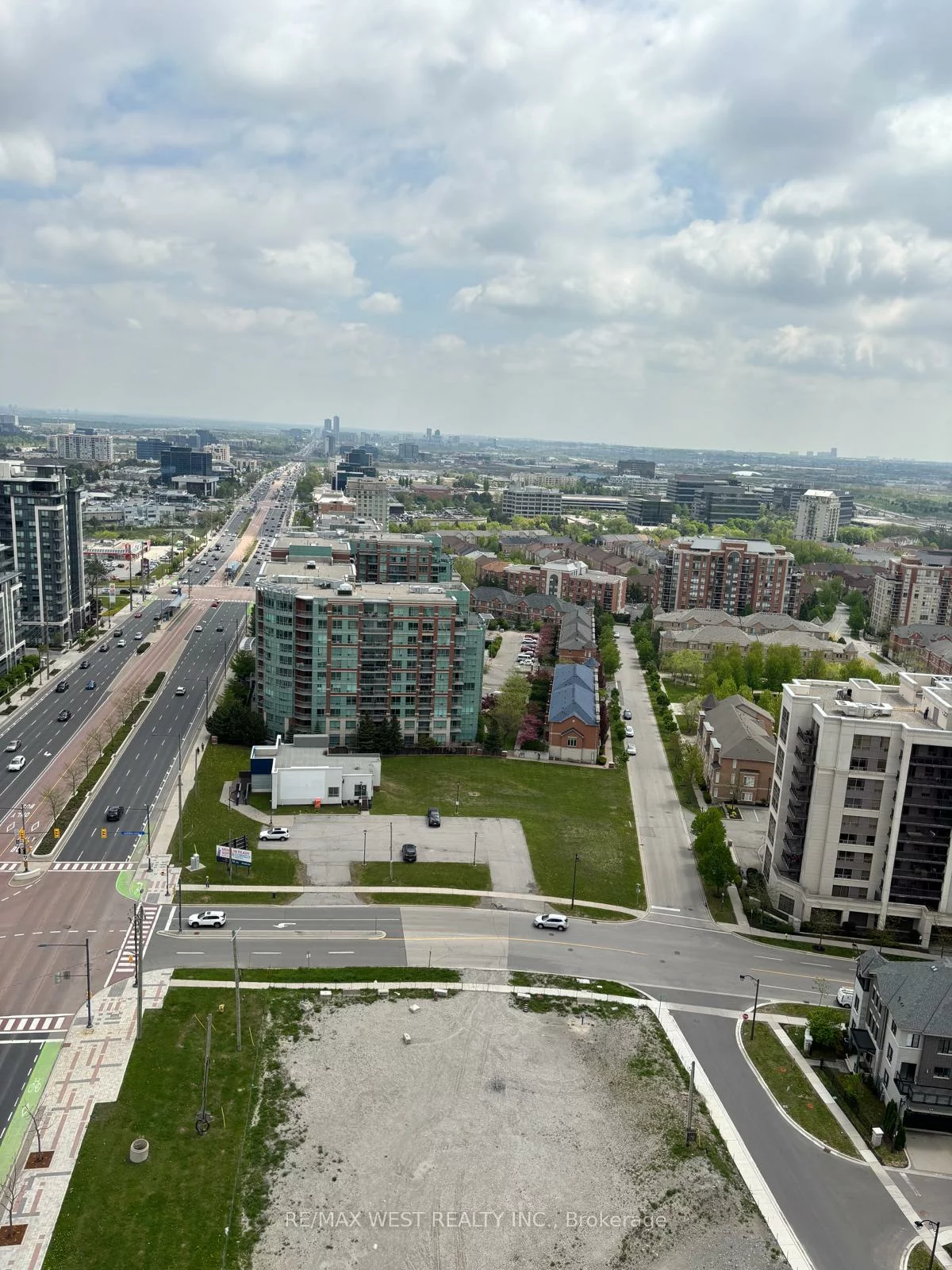 38, Gandhi, Commerce Valley, Markham