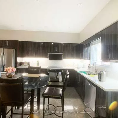 168, Town Centre, Unionville, Markham