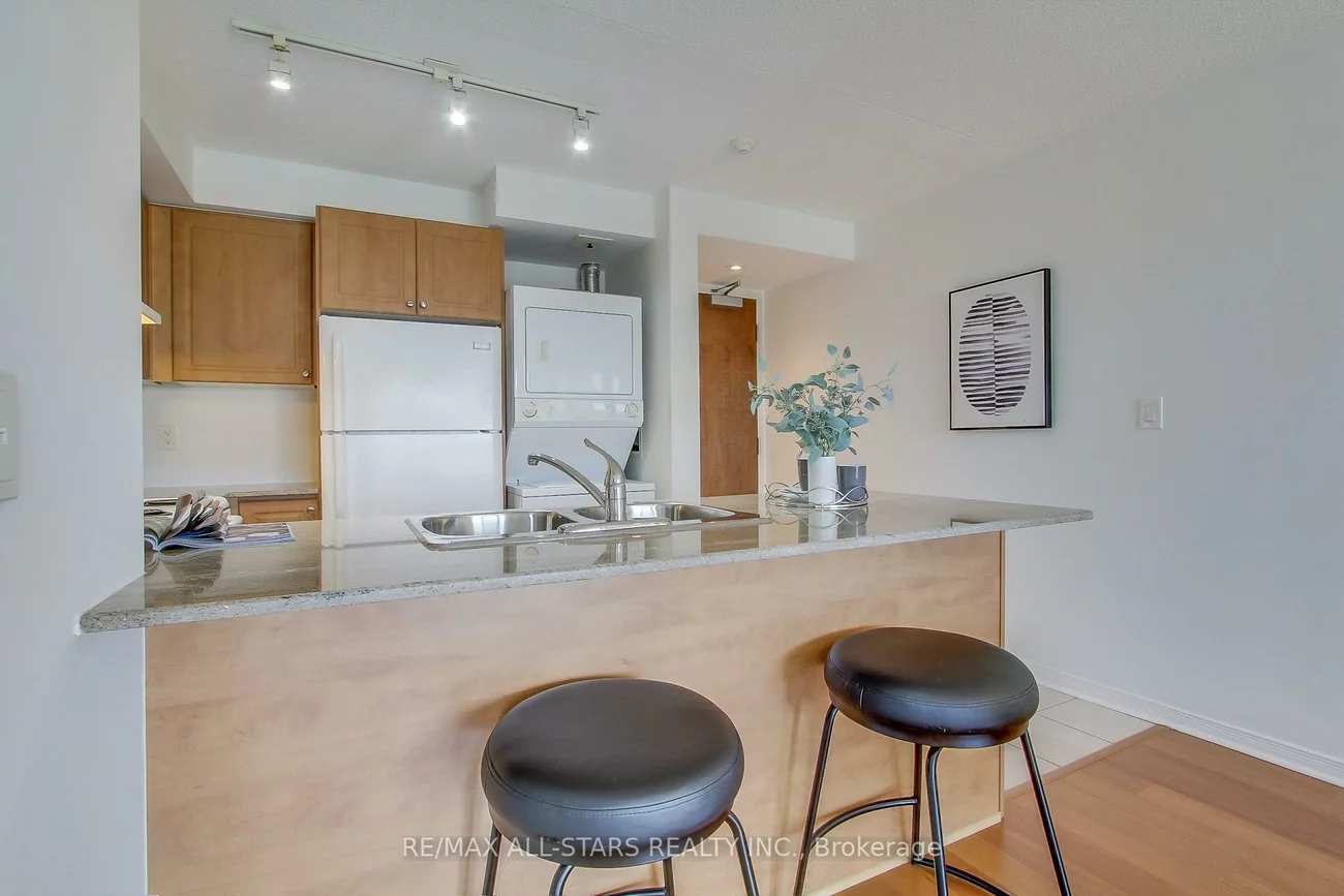 4600, Steeles, Milliken Mills East, Markham