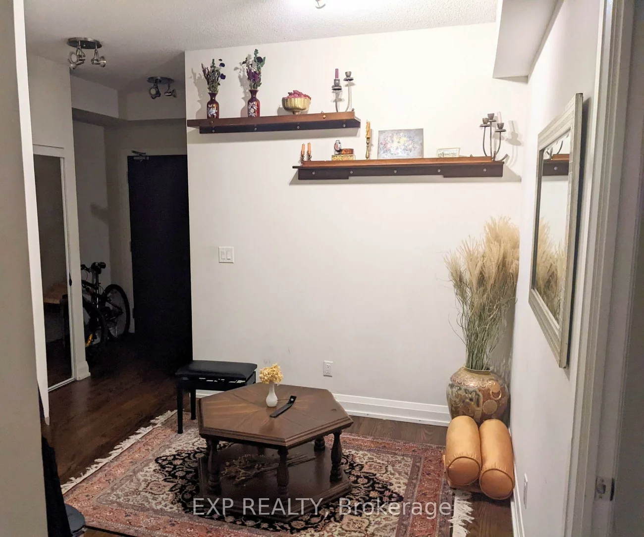 7161, Yonge, Grandview, Markham
