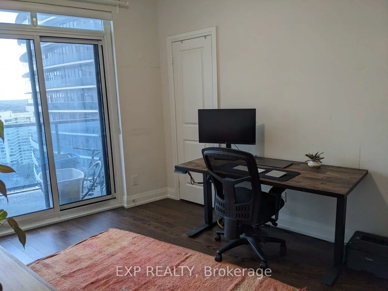 7161, Yonge, Grandview, Markham