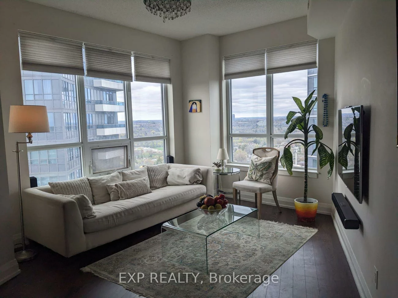 7161, Yonge, Grandview, Markham