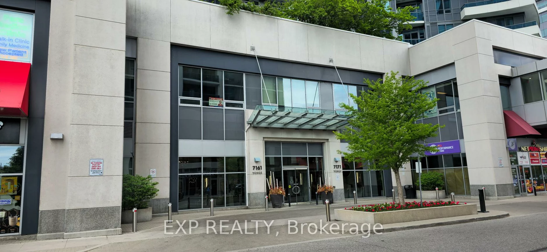 7161, Yonge, Grandview, Markham