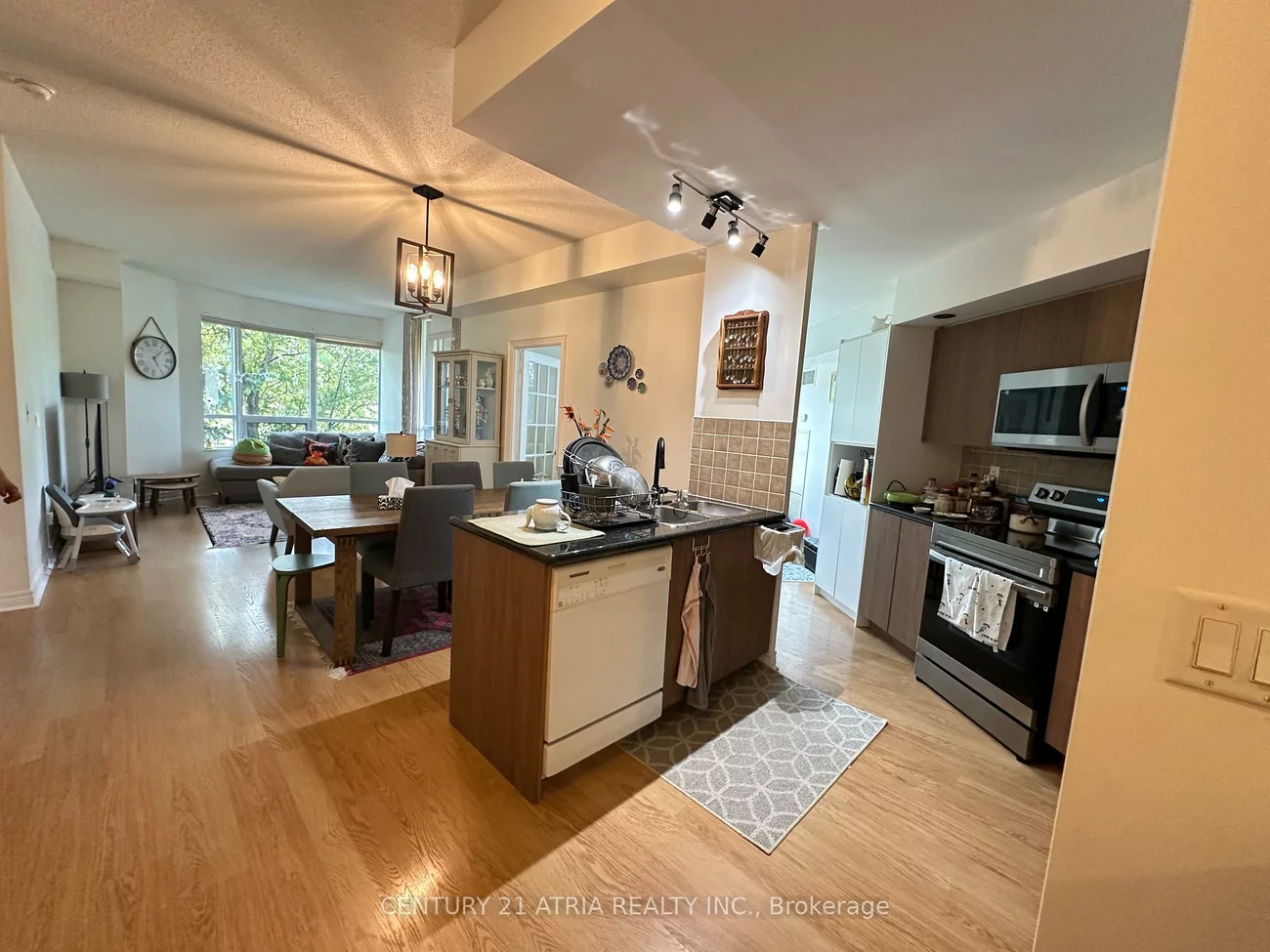 33, Cox, Unionville, Markham