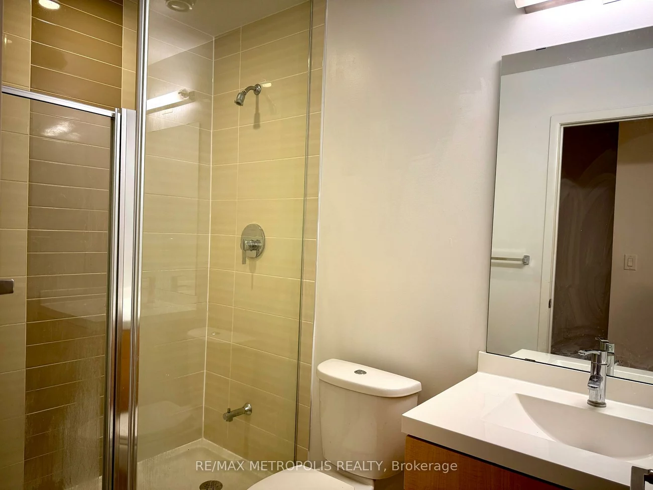 540, Bur Oak, Berczy, Markham