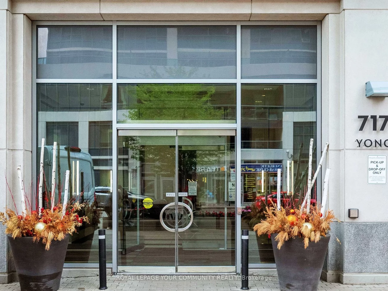 7171, Yonge, Thornhill, Markham
