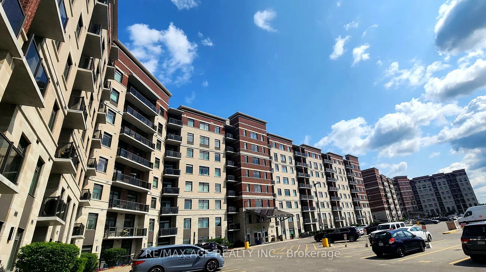 7325, Markham, Cedarwood, Markham