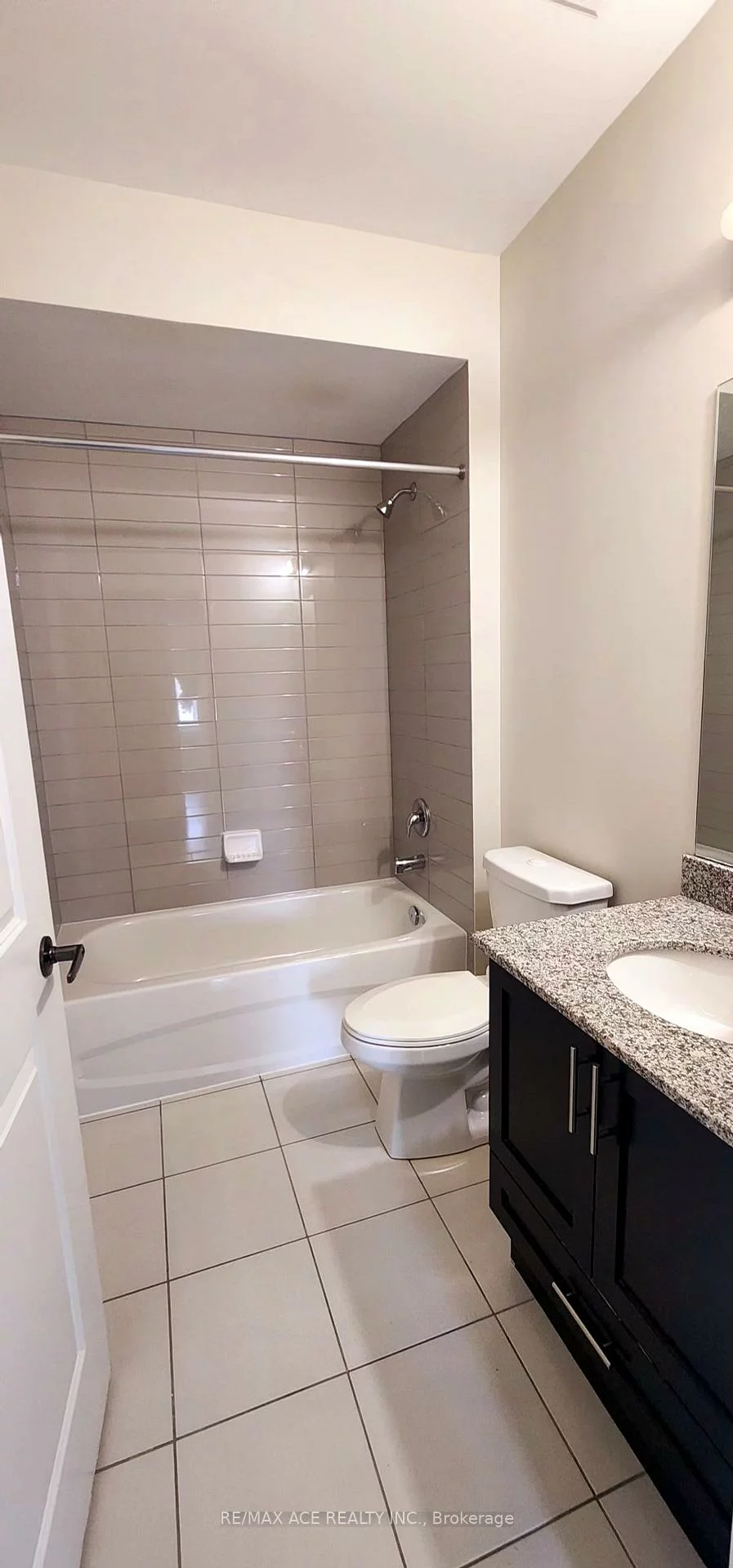 7325, Markham, Cedarwood, Markham