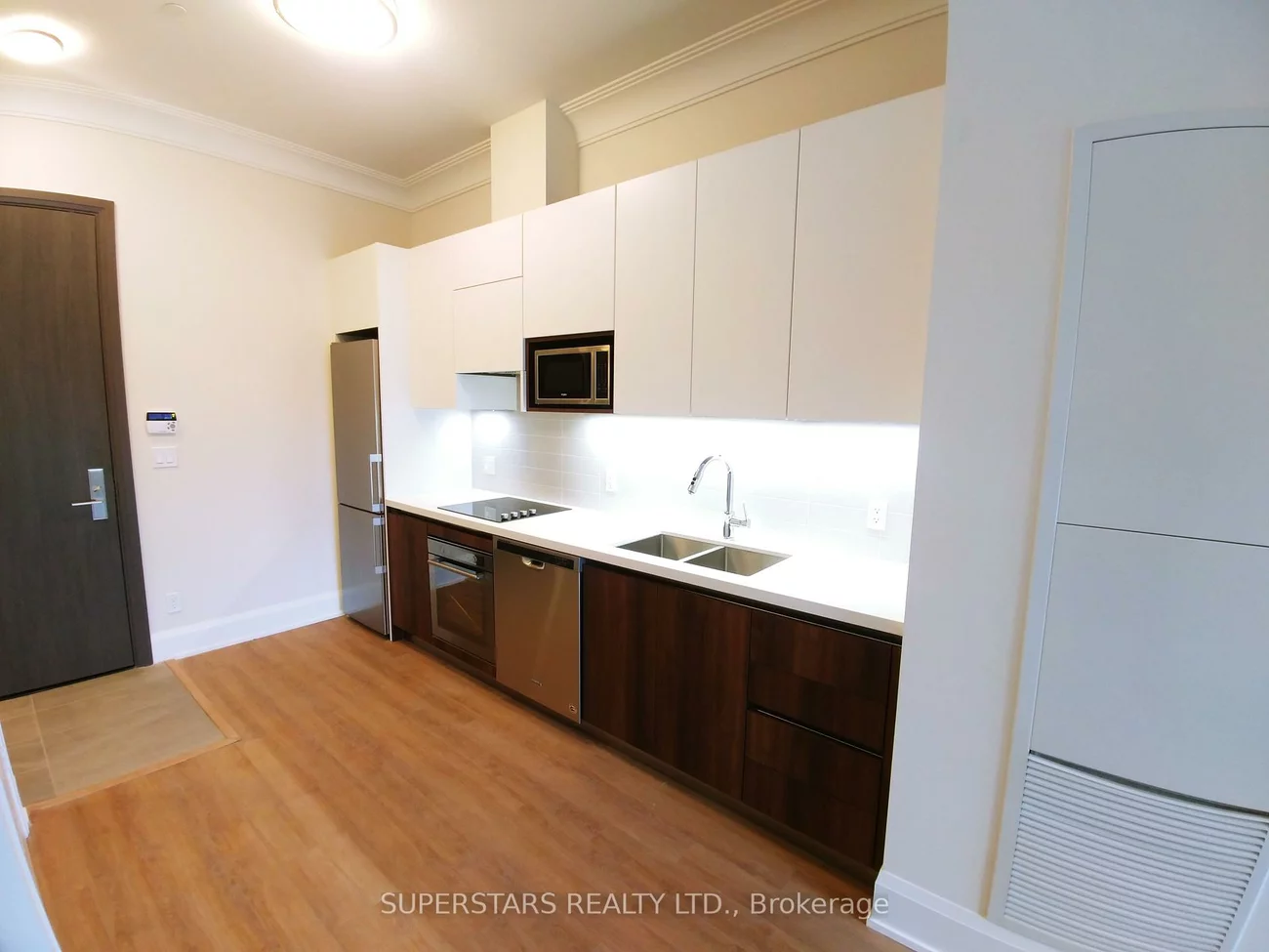 15, Water Walk, Unionville, Markham