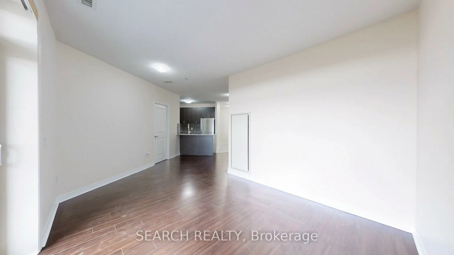 7325, Markham, Cedarwood, Markham
