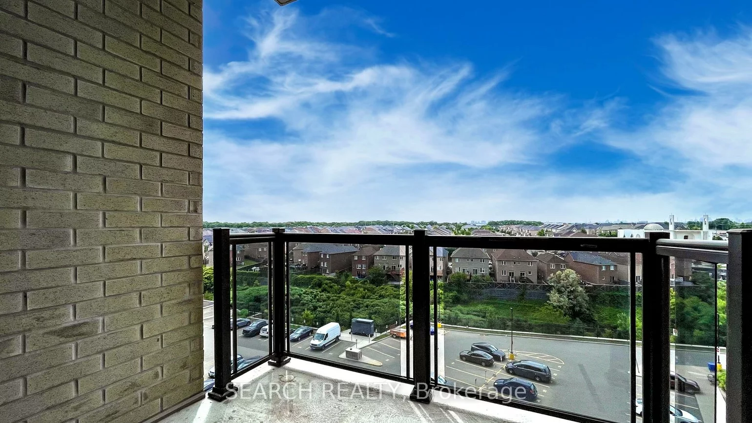 7325, Markham, Cedarwood, Markham