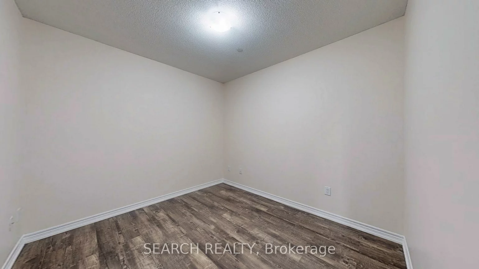 7325, Markham, Cedarwood, Markham