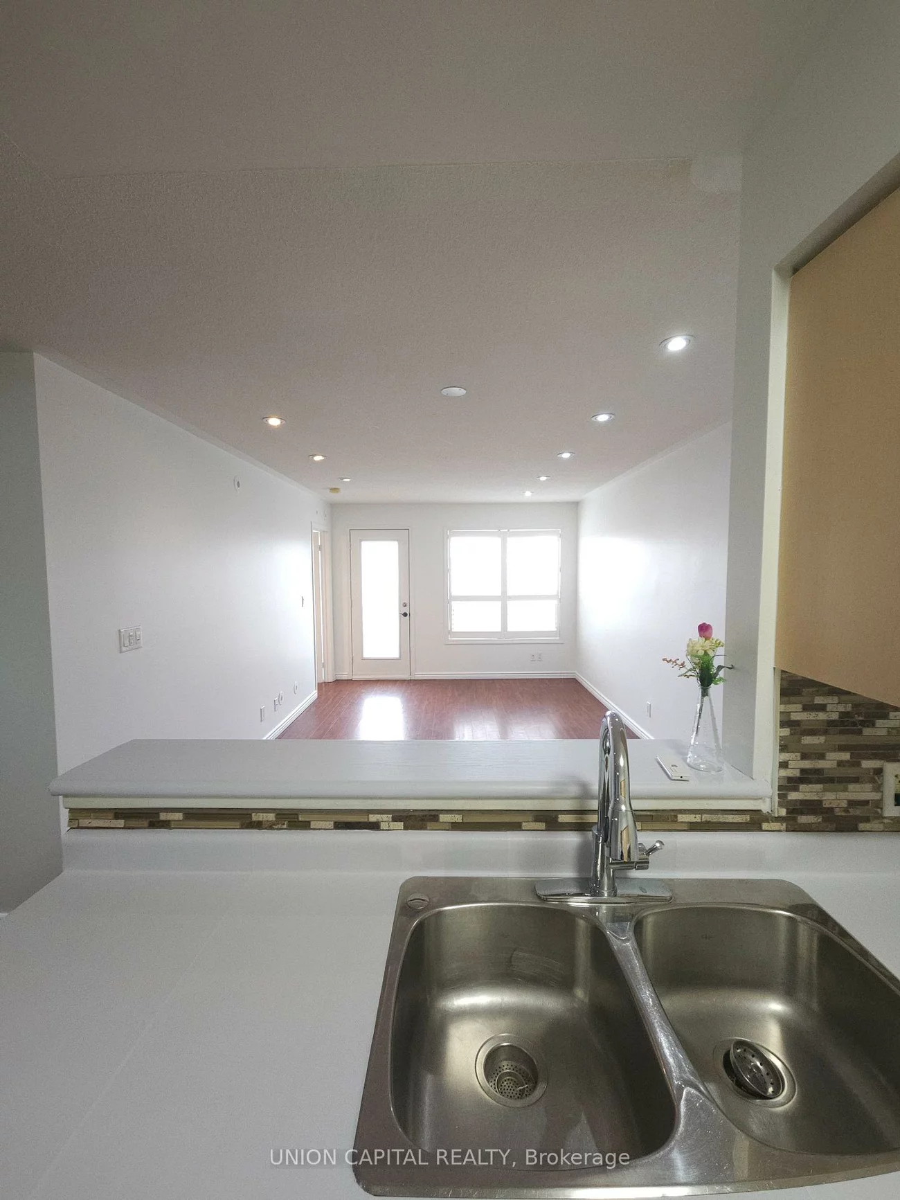 105, Sunrise, Milliken Mills East, Markham
