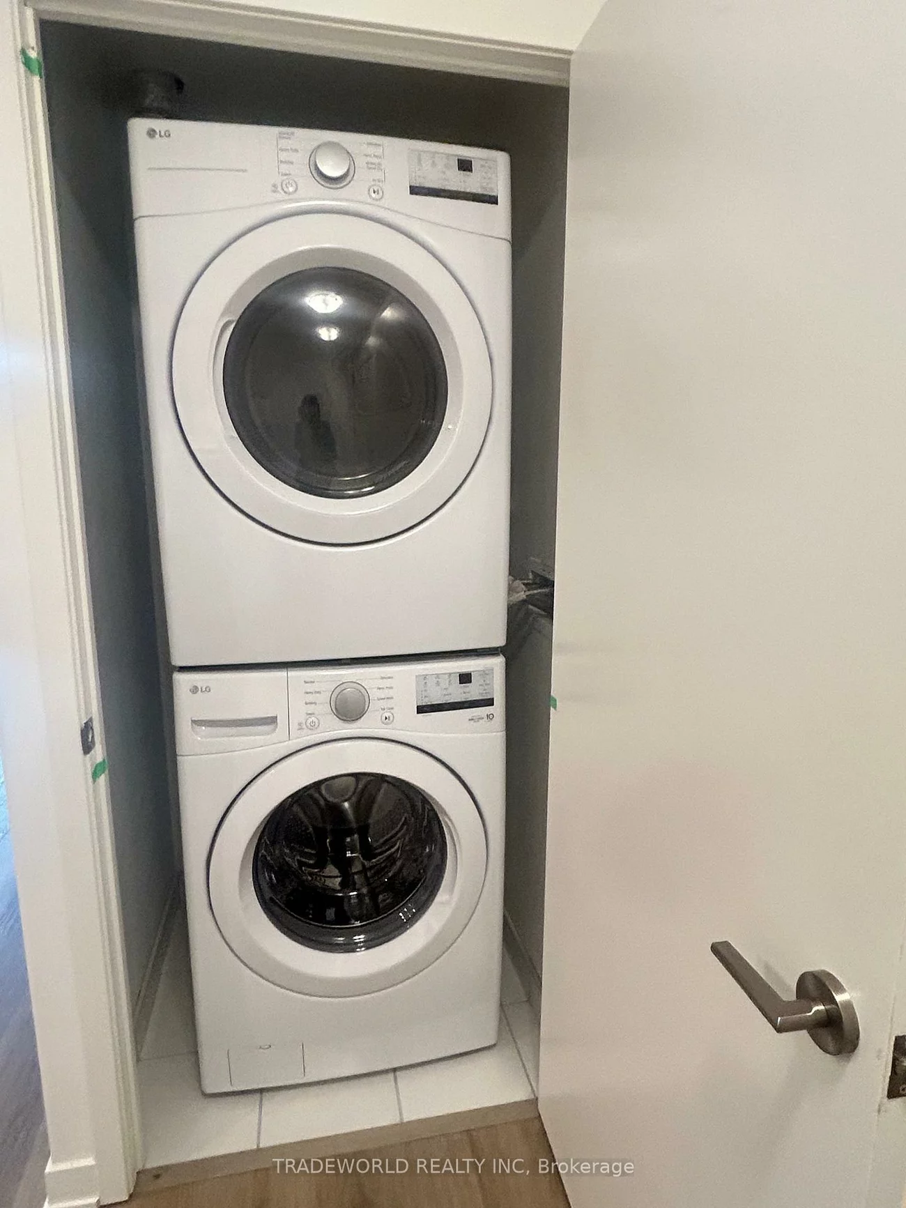 292, Verdale Crossing, Unionville, Markham