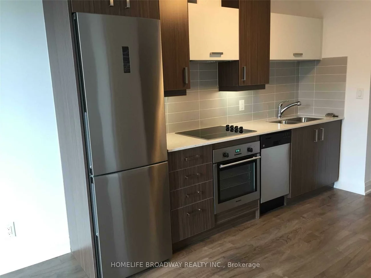 18, Uptown, Unionville, Markham