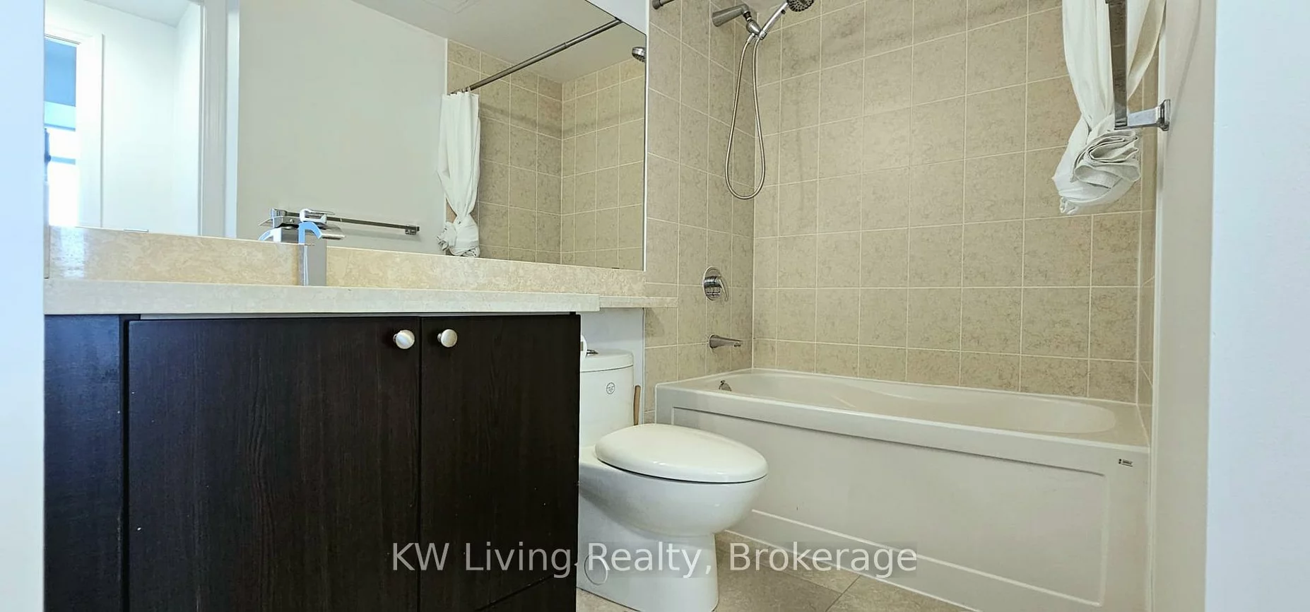 131, Upper Duke, Unionville, Markham