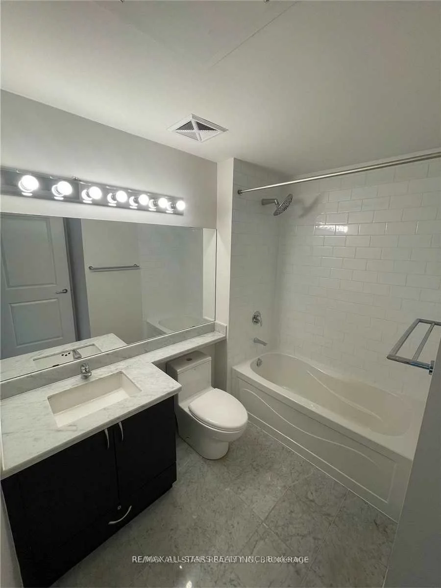 39, Upper Duke, Unionville, Markham