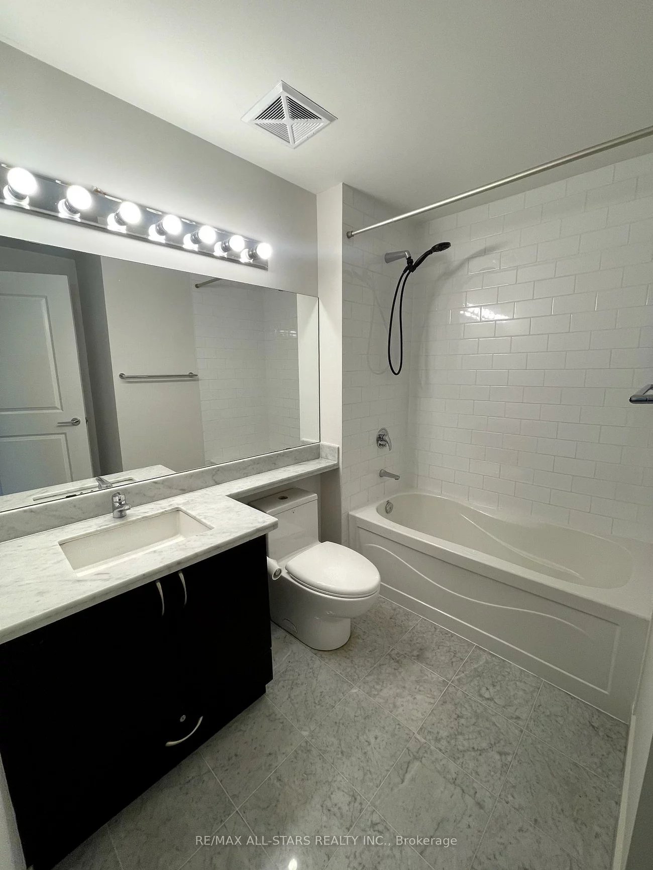 39, Upper Duke, Unionville, Markham