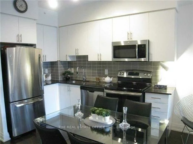 7165, Yonge, Grandview, Markham