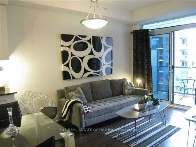 7165, Yonge, Grandview, Markham