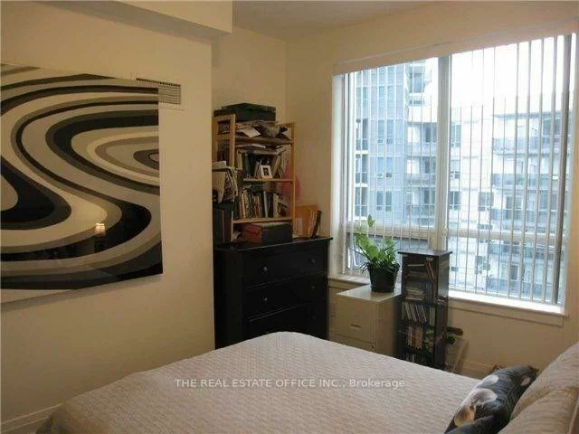 7165, Yonge, Grandview, Markham