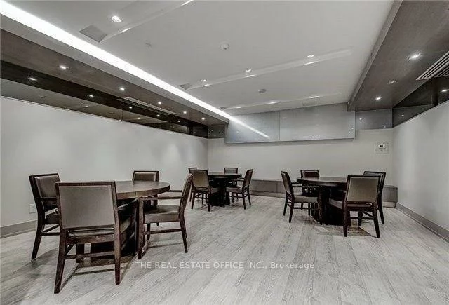 7165, Yonge, Grandview, Markham