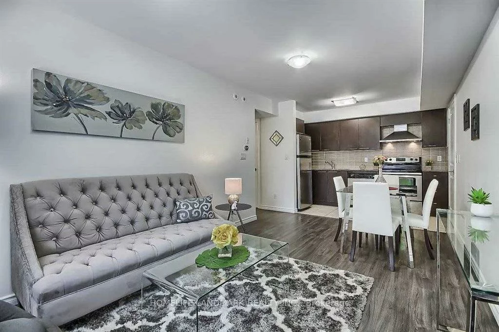 318, John, Aileen-Willowbrook, Markham