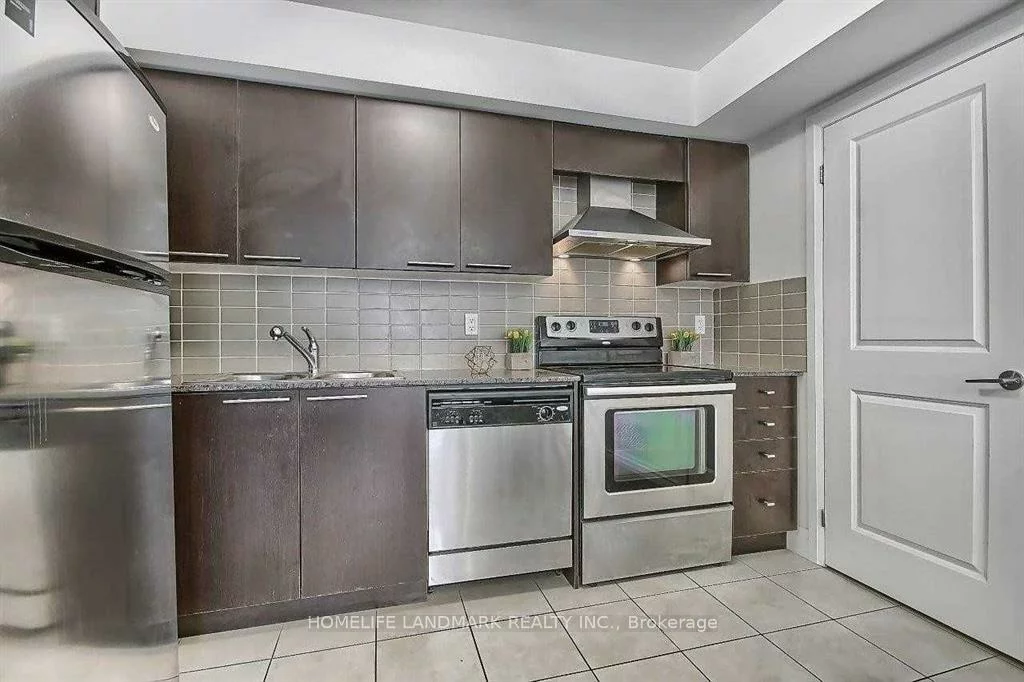 318, John, Aileen-Willowbrook, Markham