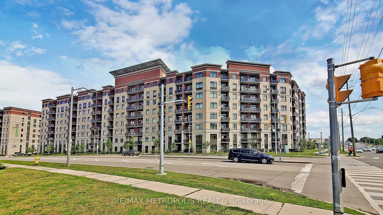 7325, Markham, Cedarwood, Markham