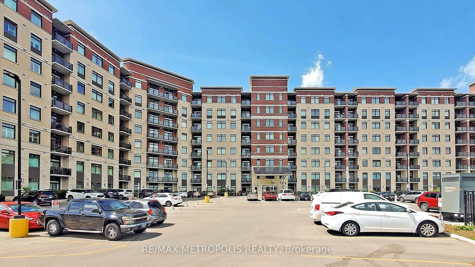 7325, Markham, Cedarwood, Markham