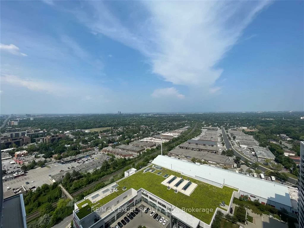 7171, Yonge, Thornhill, Markham