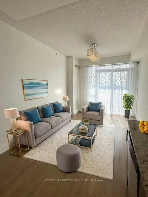 7161, Yonge, Thornhill, Markham