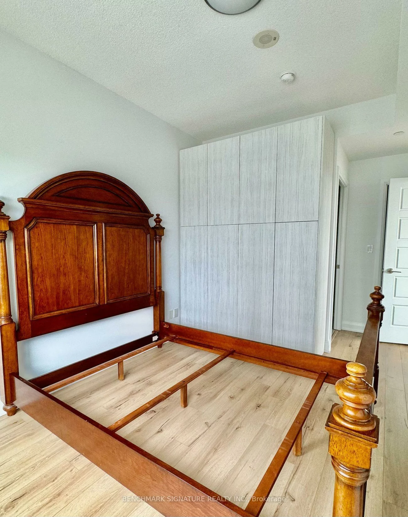 15, Water Walk, Unionville, Markham