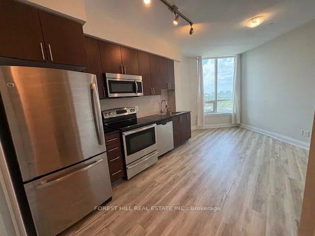 7161, Yonge, Grandview, Markham