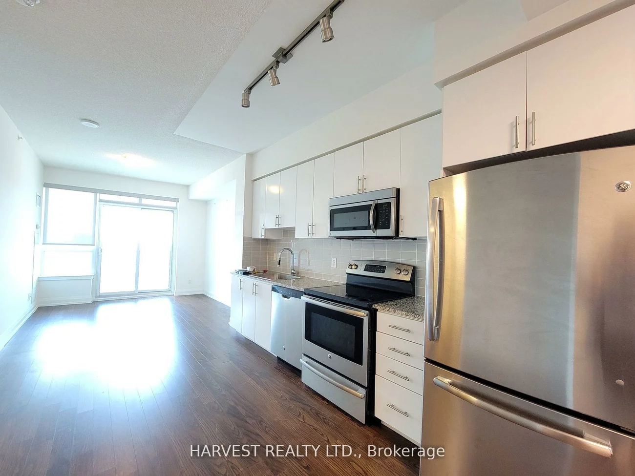 7171, Yonge, Grandview, Markham