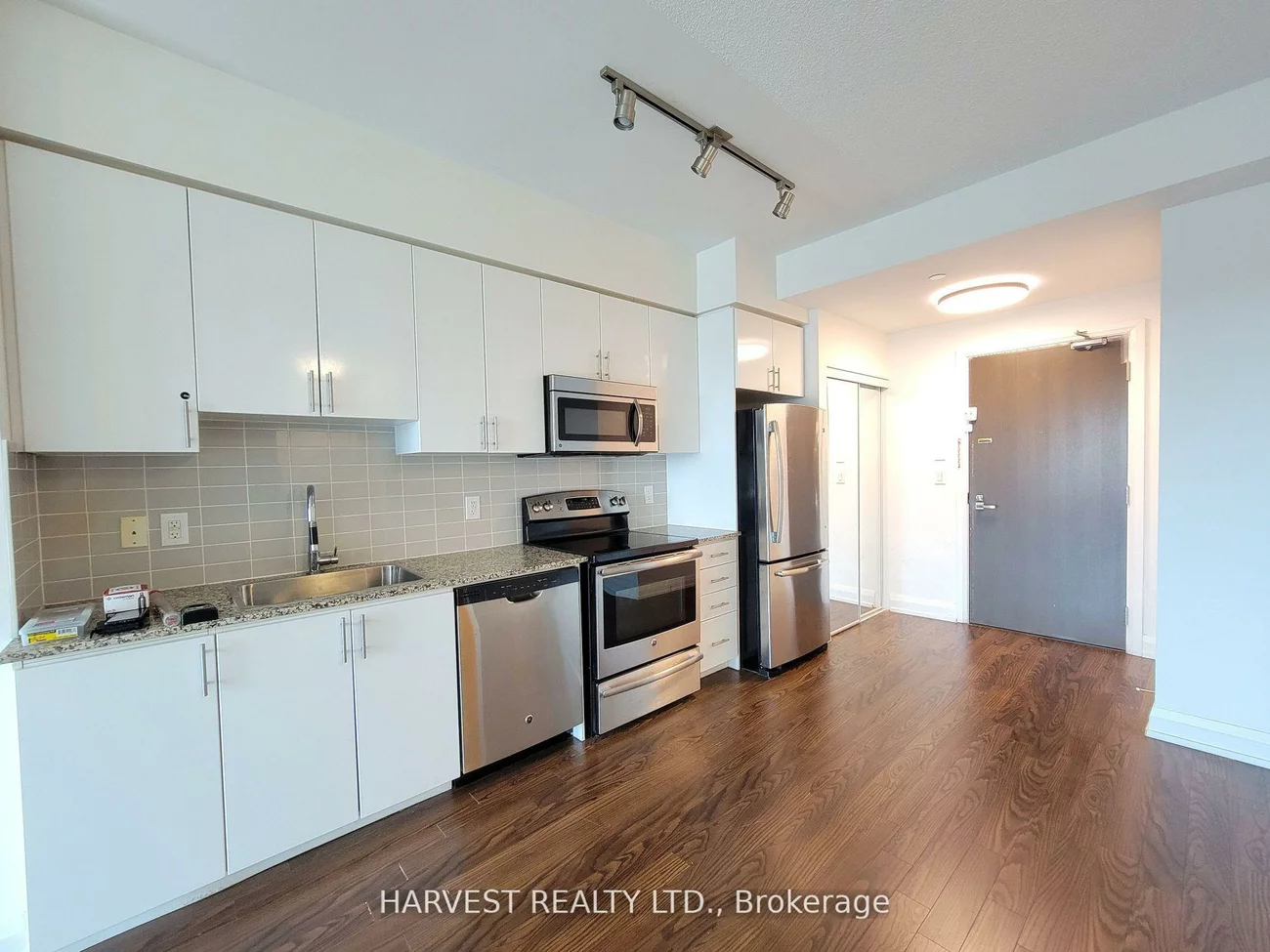 7171, Yonge, Grandview, Markham