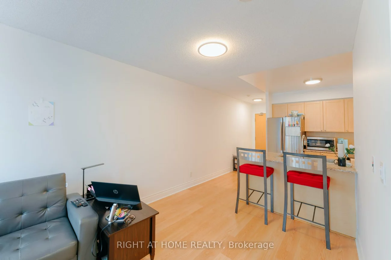 55, South Town Centre, Unionville, Markham