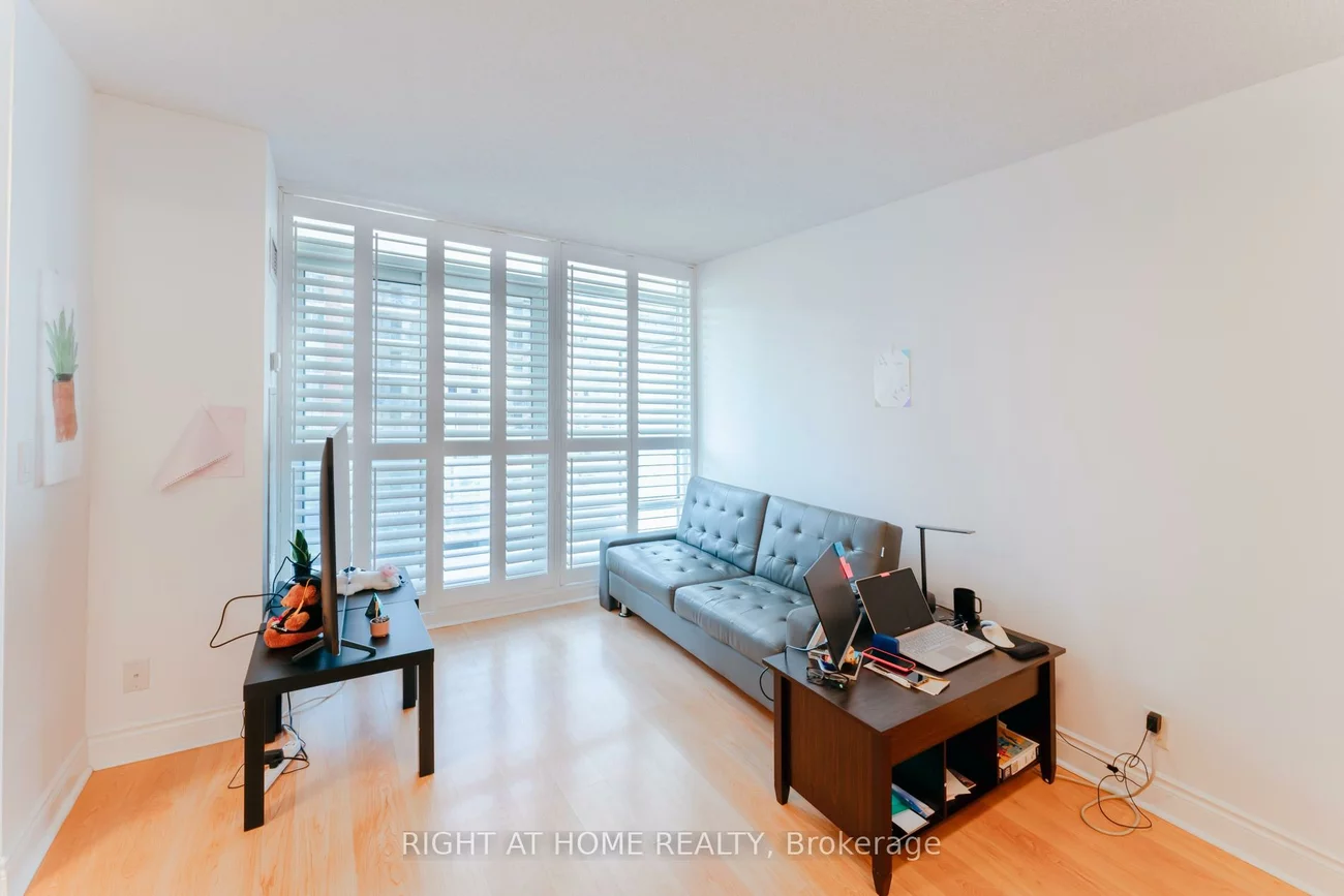 55, South Town Centre, Unionville, Markham