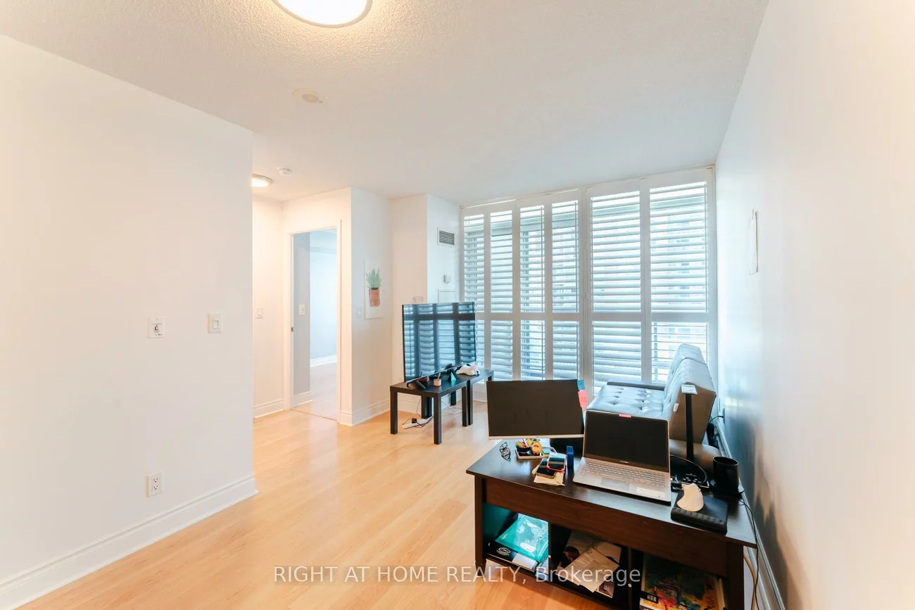 55, South Town Centre, Unionville, Markham