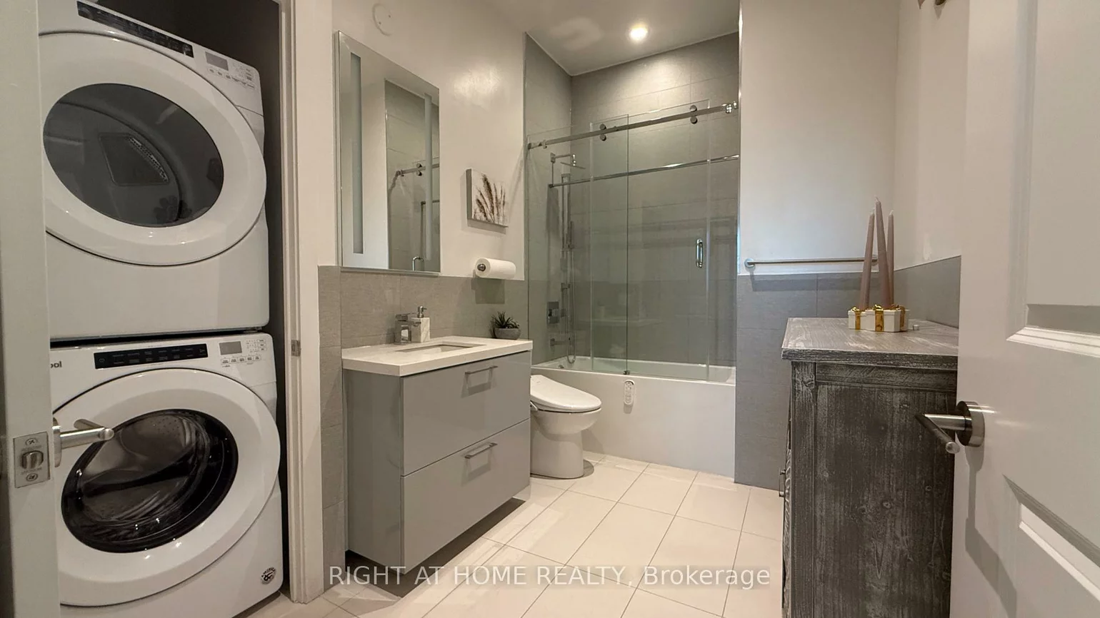 1, Grandview, Thornhill, Markham