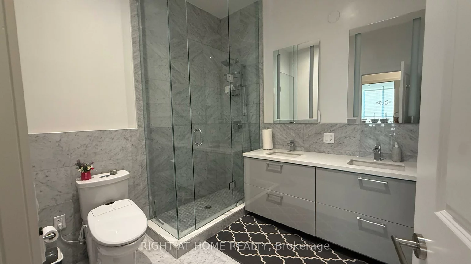 1, Grandview, Thornhill, Markham
