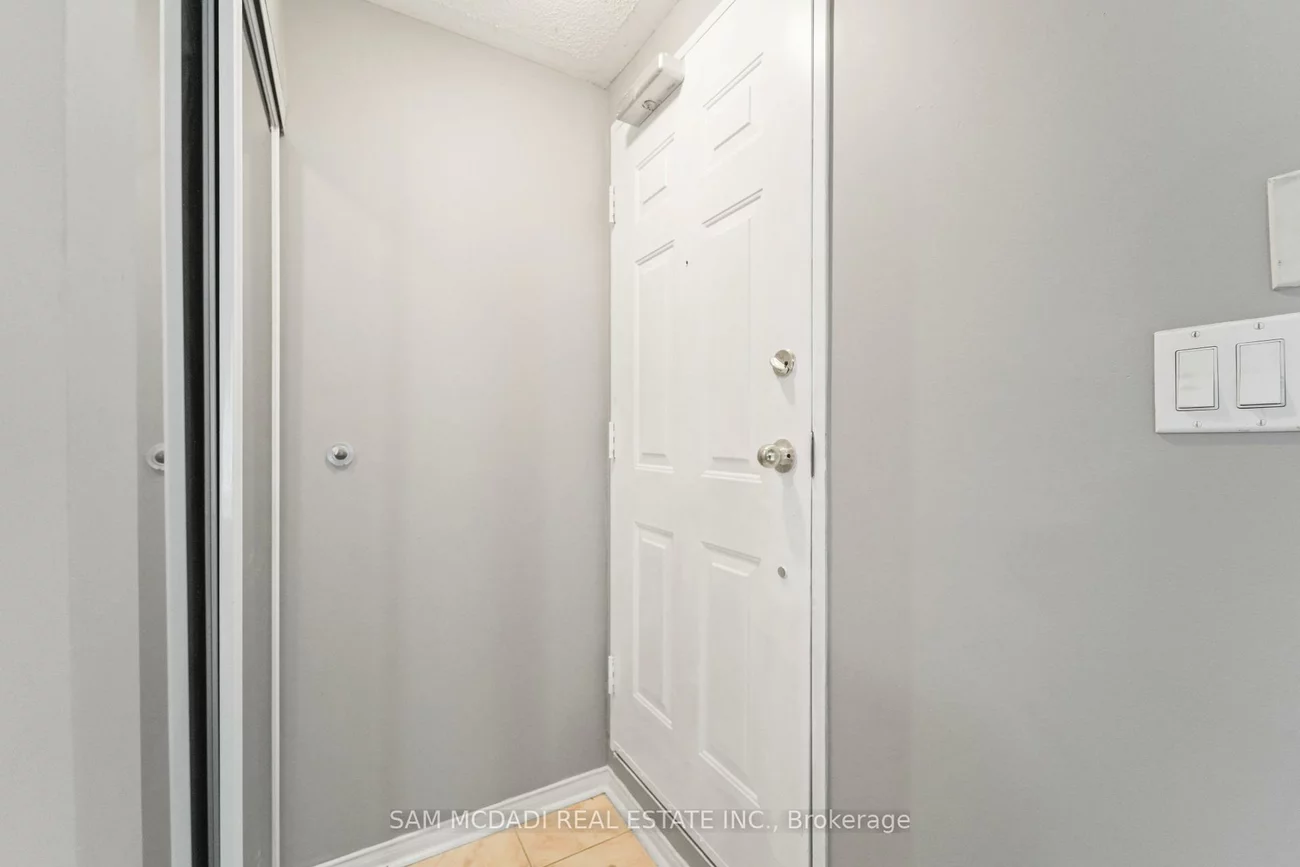 310, John, Aileen-Willowbrook, Markham
