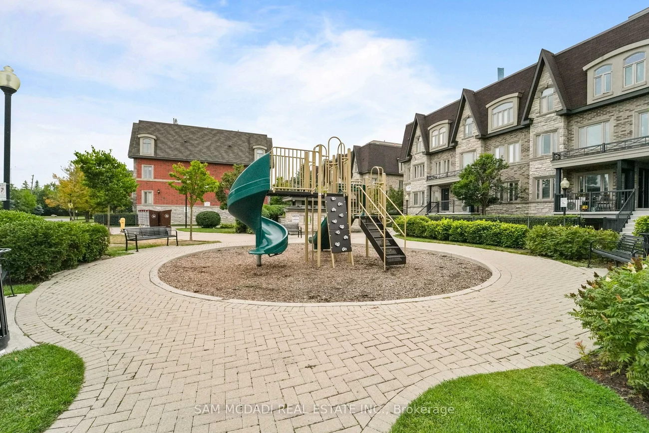 310, John, Aileen-Willowbrook, Markham