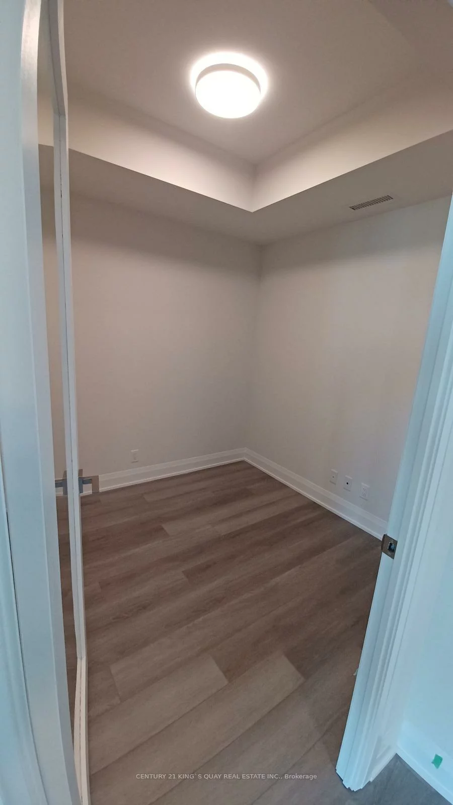 18, Water Walk, Unionville, Markham