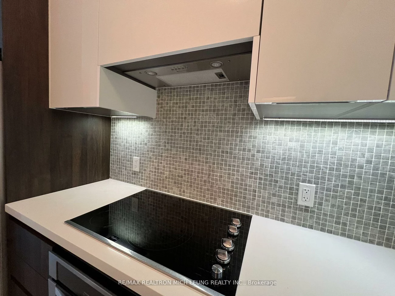 25, Water Walk, Unionville, Markham