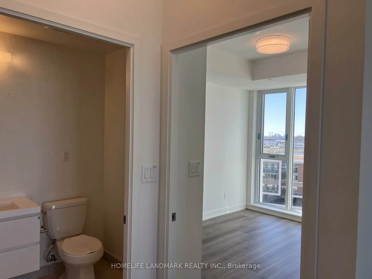 292, Verdale Crossing, Unionville, Markham